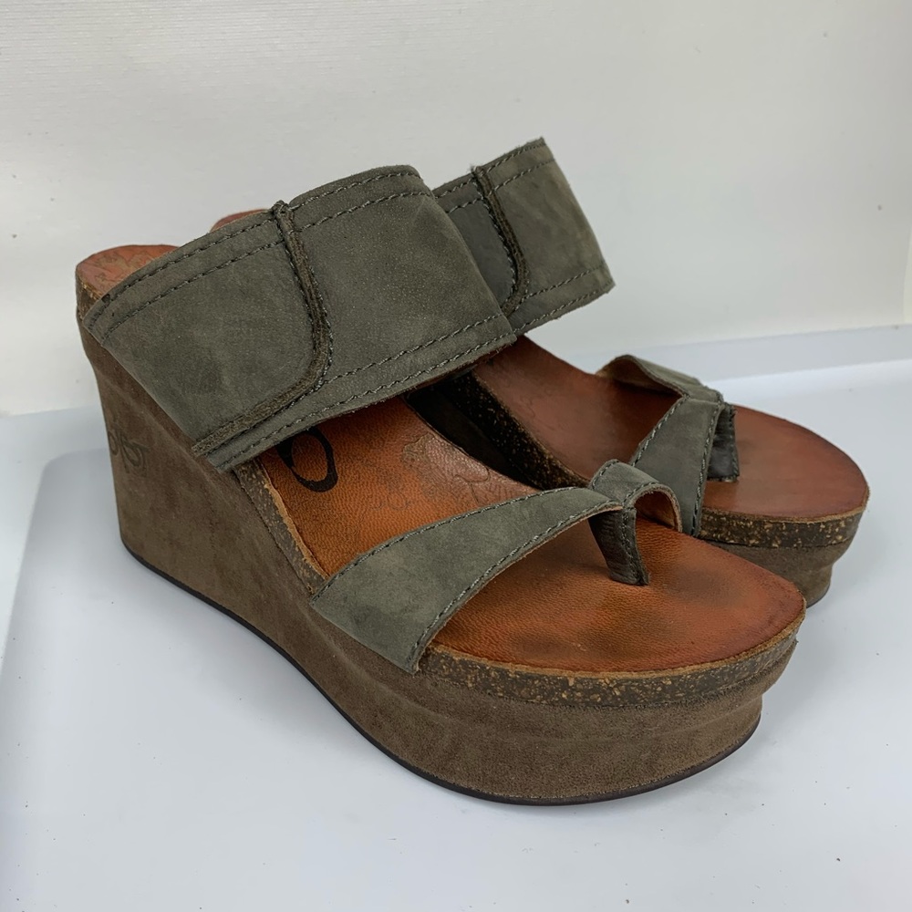 OTOT Sz 6.5 Wedge Nubuck Leather Sandals